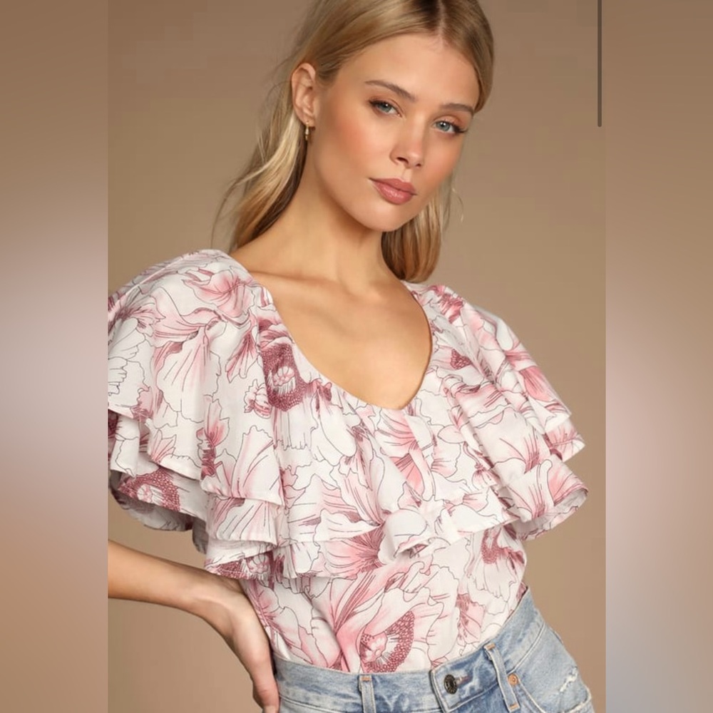 Never Worn Lulus Floral Bodysuit